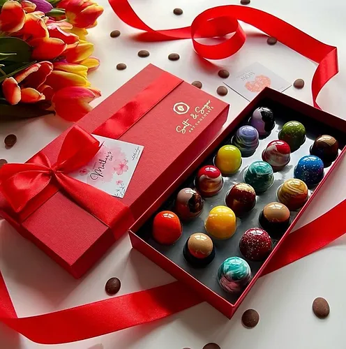 【Flash Sale】18 Luxurious Chocolate Truffles